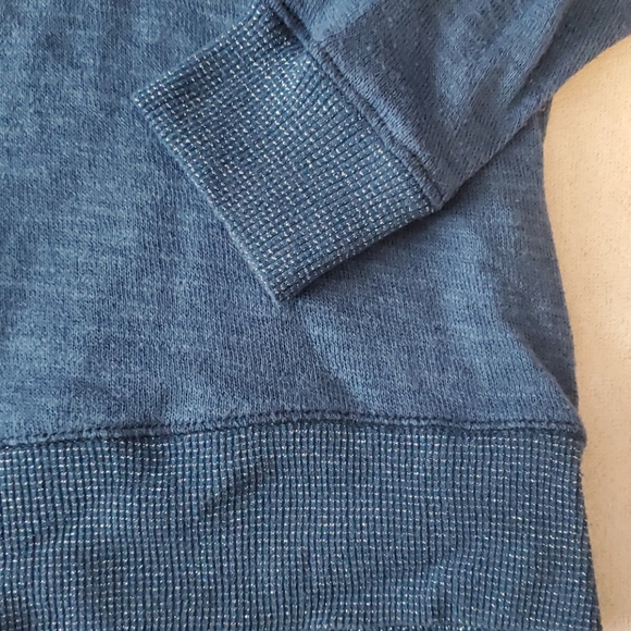 Blue long sleeve tee - Picture 2 of 3